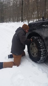 Nick and tire chains2