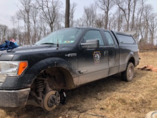 truck with no tire